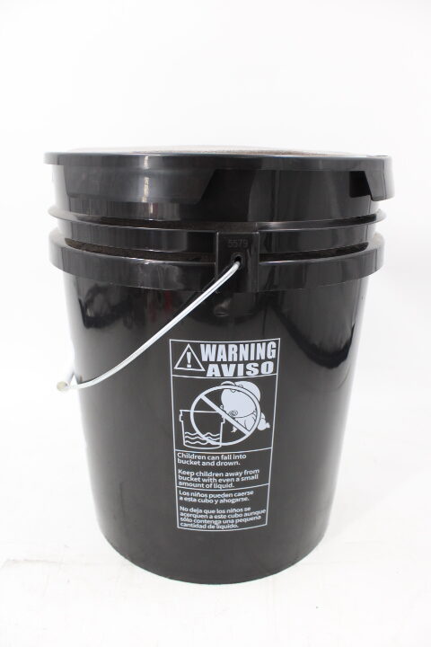 HA Ball Bucket with Padded Lid β Dual-Purpose Seat & Storage - Image 5